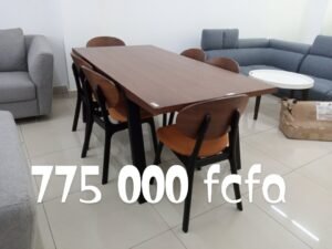 TABLE A MANGER AVEC 6 CHAISES