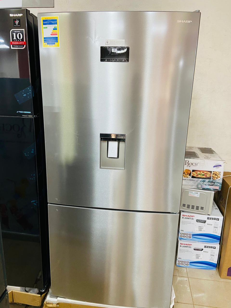 Grand Réfrigérateur combiné sharp