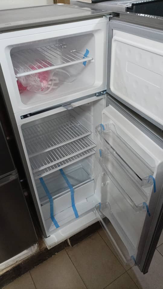 réfrigérateur sharp 212 litres